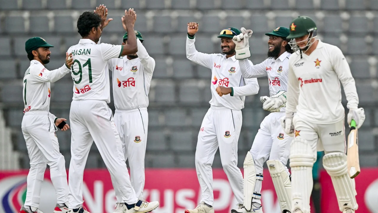 ৪ উইকেট নিয়ে দ্বিতীয় দিনের প্রথম সেশন বাংলাদেশের